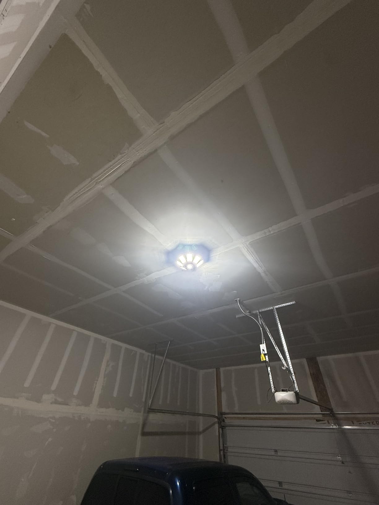 LED Garage Lights Bulb 2 Pack 180W 18000LM 6500K Led Shop Light with 6 Plus 1 Deformable Panels Basement Barn Ceiling Lights for E26/E27 customer photo 1