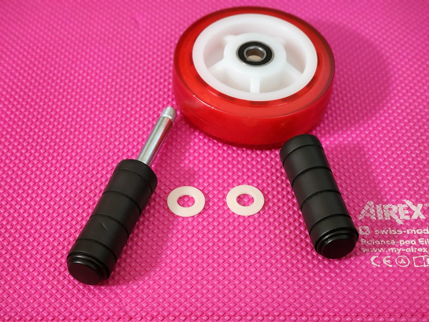 Ab Roller Wheel, Core Exercise Equipment - 880 lbs Weight Capacity, No Noise Ab Wheel for Home Gym Workout customer photo 2