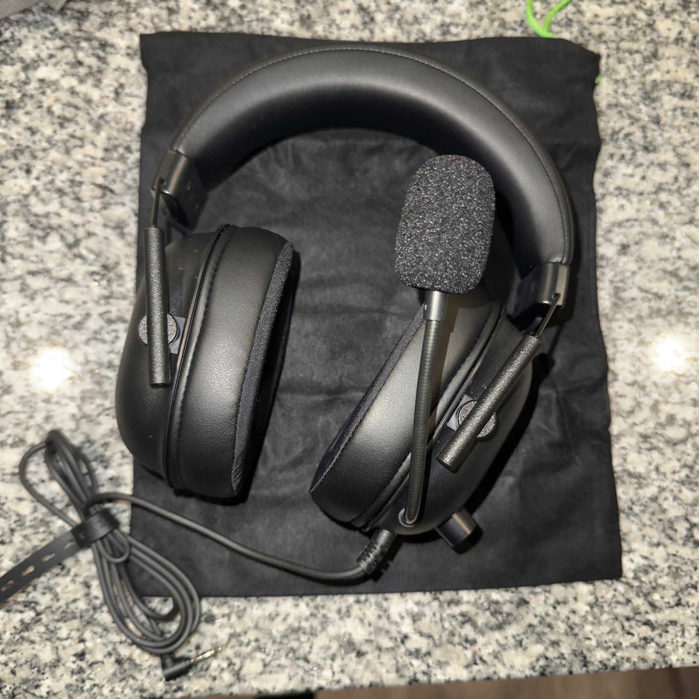 Razer BlackShark V2 X Gaming Headset: 7.1 Surround Sound - 50mm Drivers - Memory Foam Cushions - for PC, PS4, PS5, Switch - 3.5mm Audio Jack - Quartz Pink customer photo 1