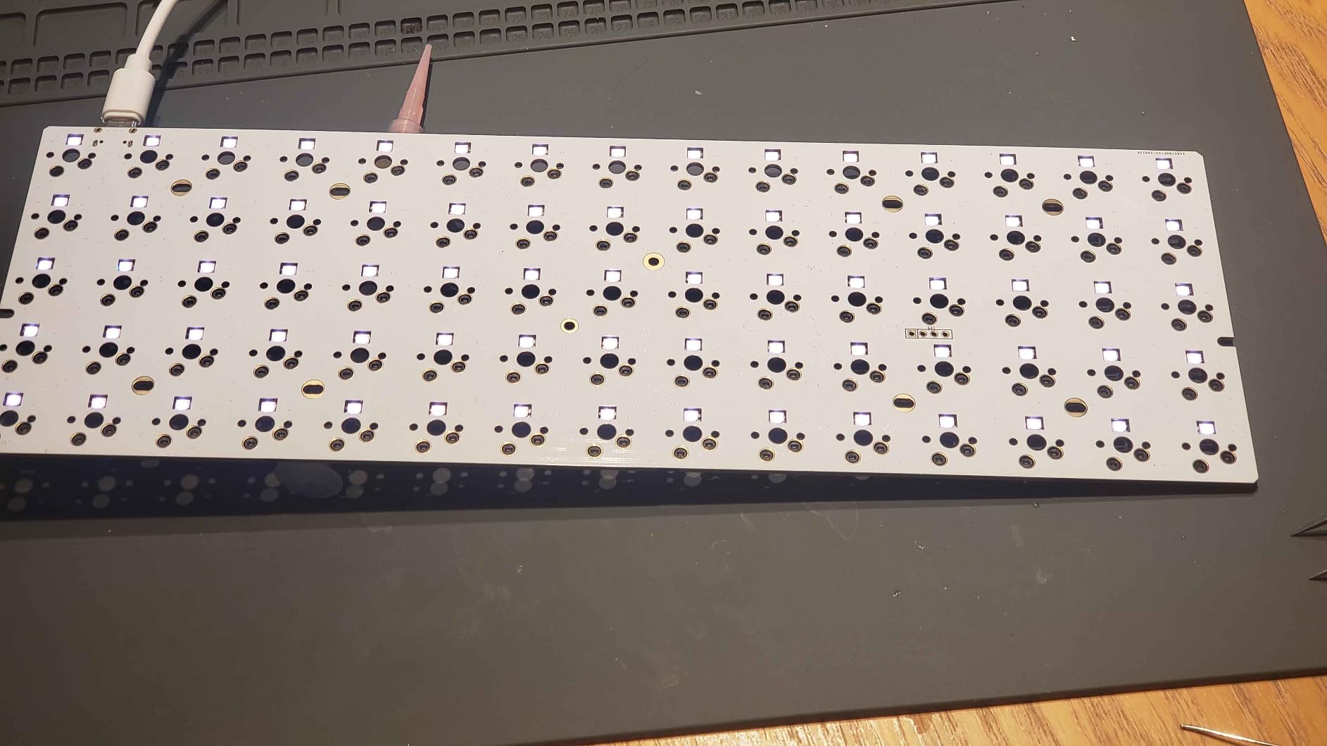 YMDK Idobao x 75 Keys Ortholinear Layout VIA Acrylic Case Plate hot-swappable Hot Swap RGB PCB Mechanical Keyboard Kit customer photo 2