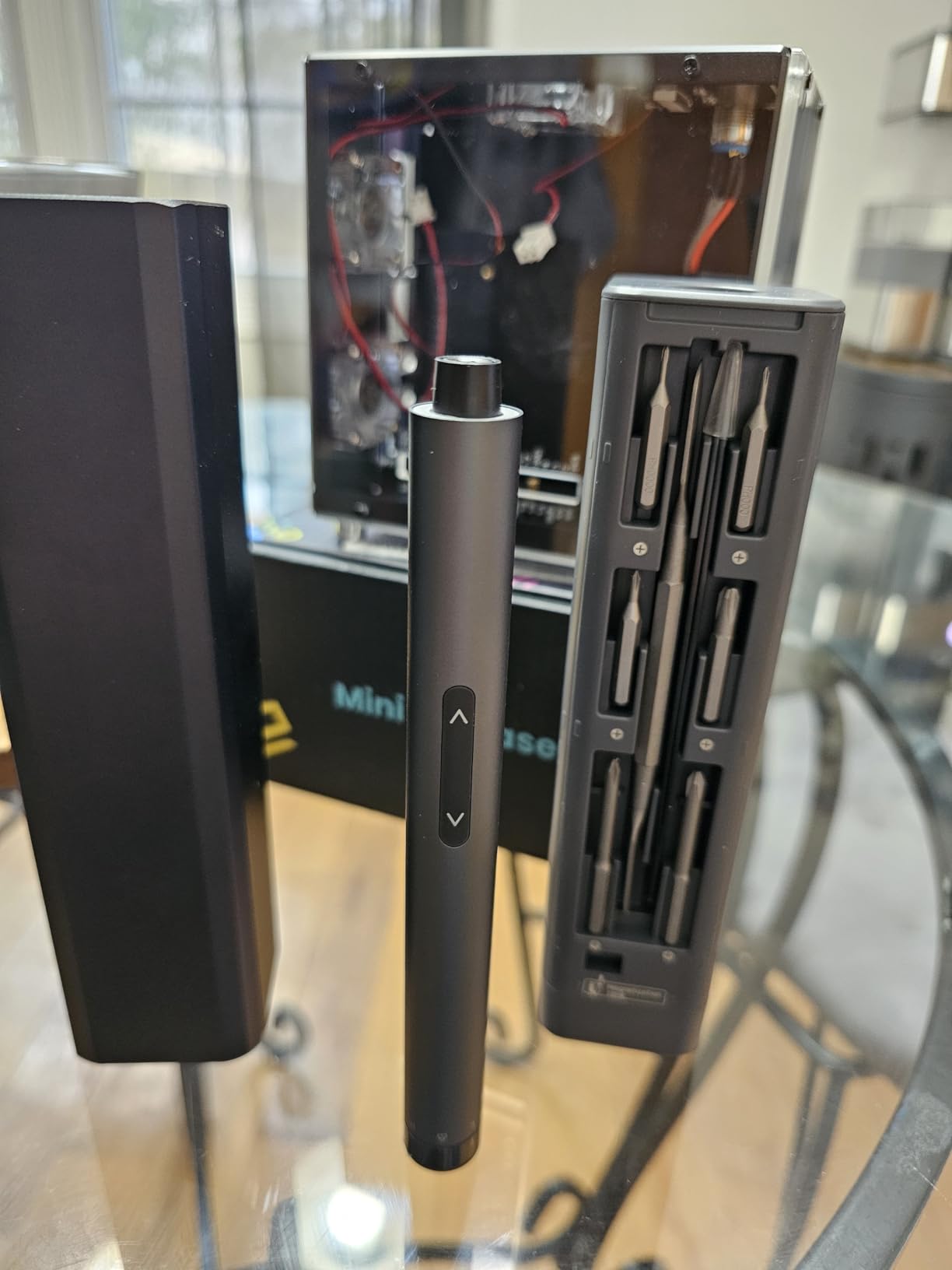 Fanttik E1 Max Electric Screwdriver, Mini Precision Screwdriver Set, 50 Magnetic Bits, Magnetic Storage, 5/32'' Hex, Repair Tool Kit for Electronics Phone Camera Laptop Watch customer photo 1