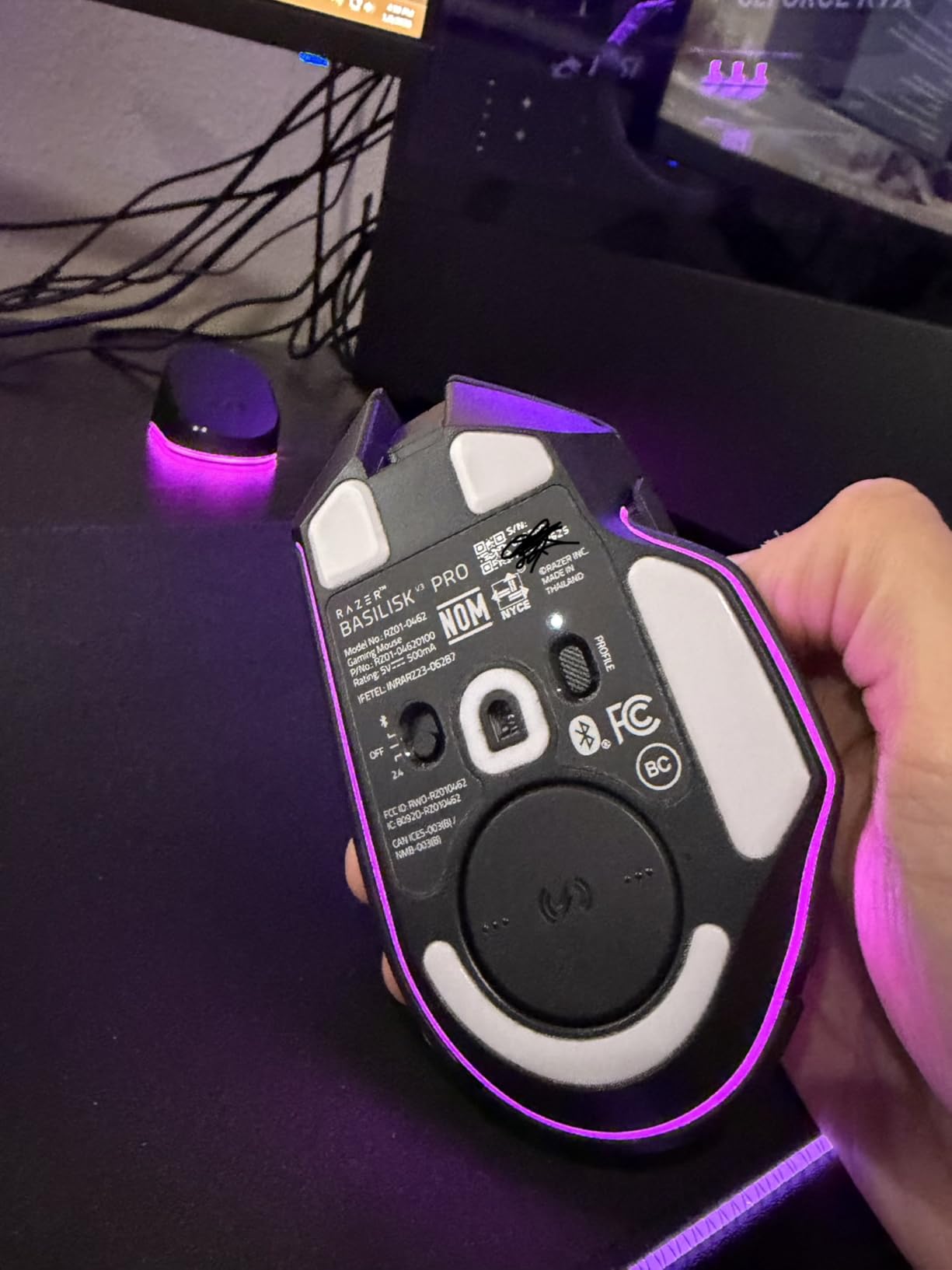 Razer Basilisk V3 Pro Customizable Wireless Gaming Mouse: Fast Optical Switches Gen-3 - HyperScroll Tilt Wheel - Chroma RGB - 11 Programmable Buttons - Focus Pro 30K Optical Sensor - White customer photo 2