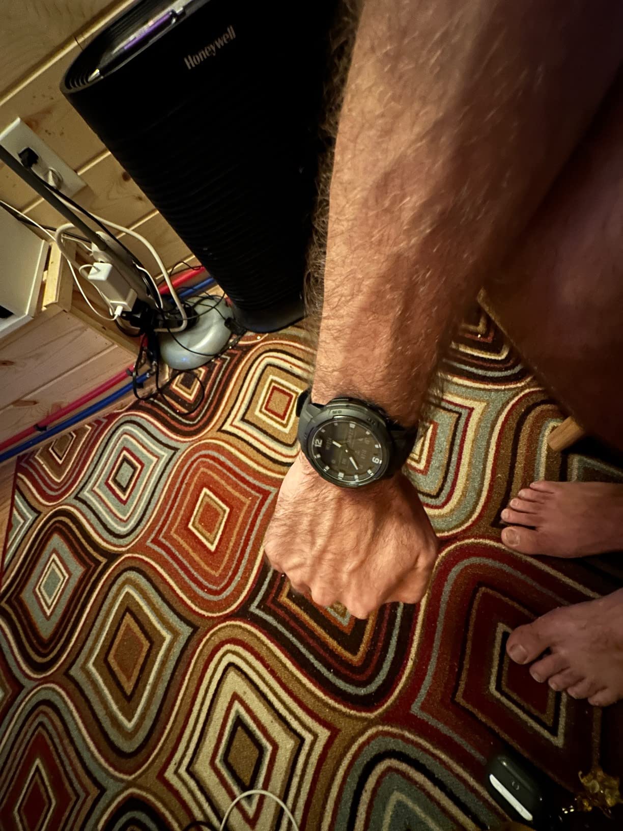 Garmin Instinct Crossover Solar, Rugged Hybrid Smartwatch with Solar Charging Capabilities, Analog Hands and Digital Display, Graphite customer photo 2