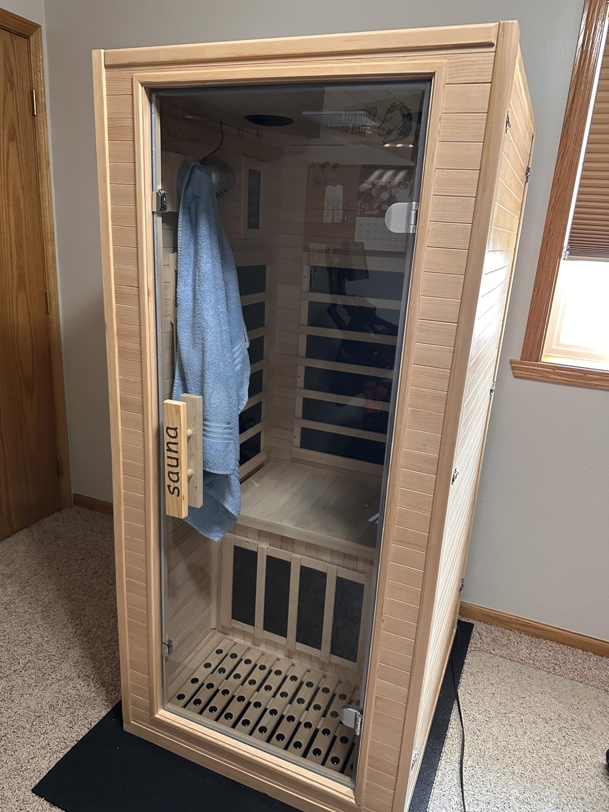 Homsido Infrared Home Sauna Room 1 Person Hemlock Wooden Indoor Dry Sauna, Low EMF 1200W/110V Heaters Panels, LCD Control Panel, 10 Minutes Pre-Warm up, Time and Temp Pre-Set, 1-Year Aftersale customer photo 1