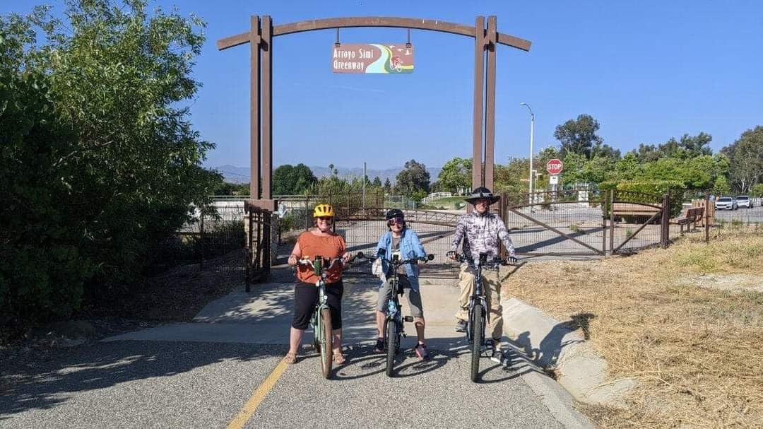 Sena Expand Multi-Sport Bluetooth/Mesh Intercom Communication Headset for Hiking, Rock Climbing, Fishing, Hunting and more customer photo 1