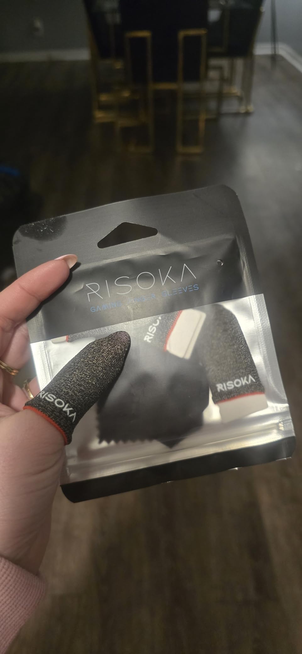 10 Pieces Gaming Finger Sleeves - Perfect Touchscreen Glide - Thumb Sleeve for Mobile Games customer photo 2