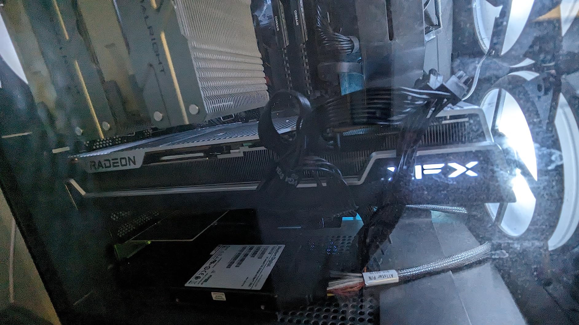 XFX Speedster MERC310 AMD Radeon RX 7900XT Black Gaming Graphics Card with 20GB GDDR6, AMD RDNA 3 RX-79TMERCB9 customer photo 2