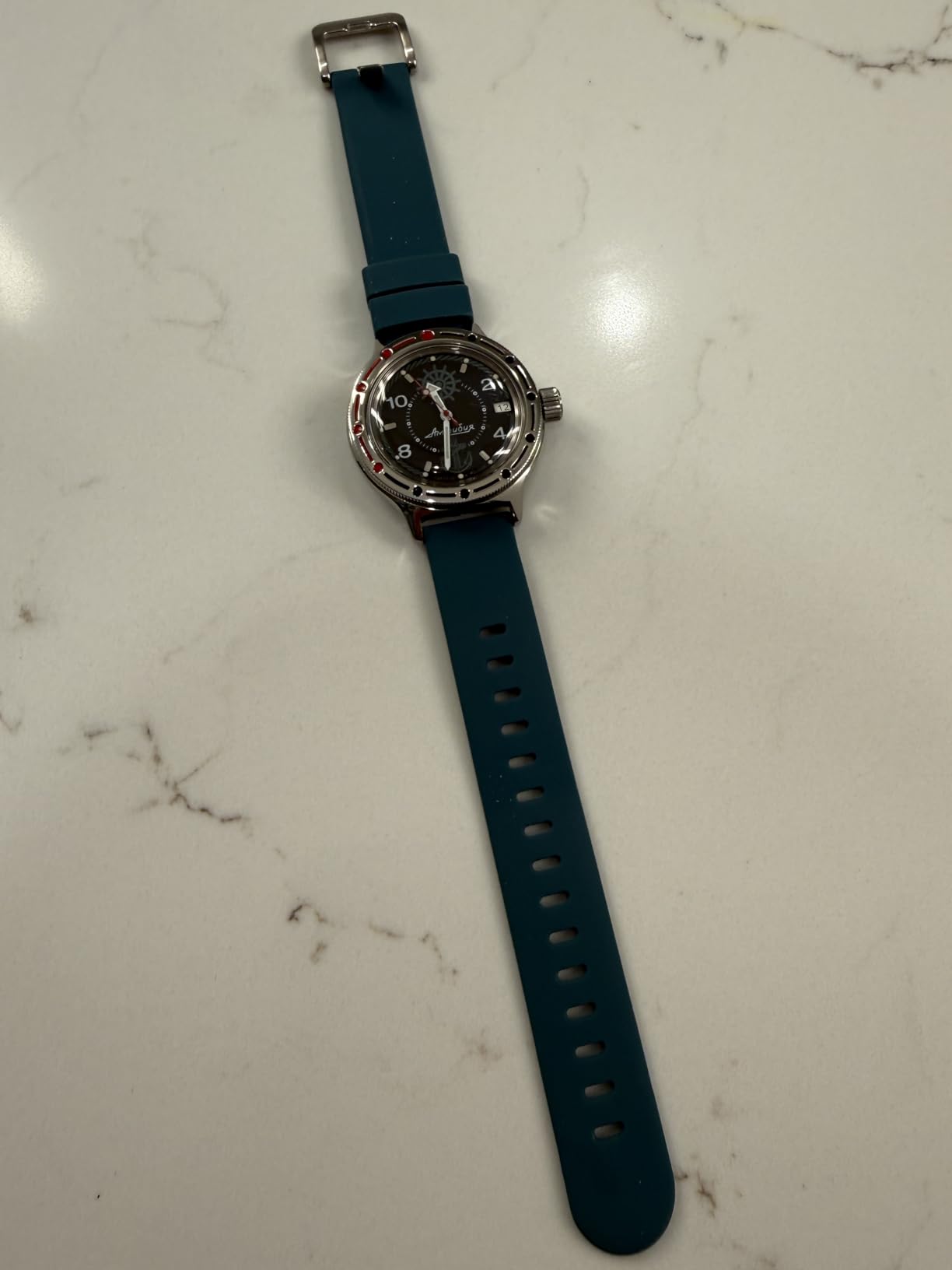 BISONSTRAP Silicone Watch Bands, Slim Watch Straps with Quick Release, 22mm, Black with Black Buckle customer photo 1