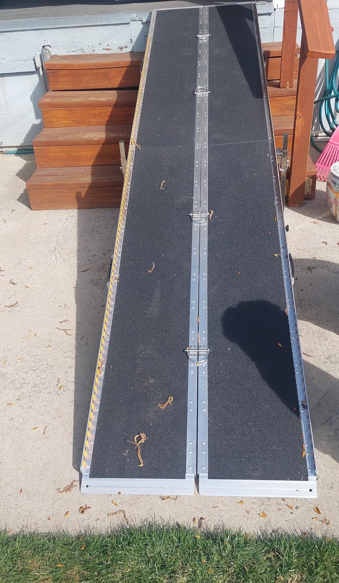 VNN Portable Wheelchair Ramp 4FT, Non-Slip Aluminum Ramps for Wheelchairs for Home, Handicap Wheelchair Ramps for Home Steps, Aluminum Loading Dock Plates, Doorways, Black customer photo 1