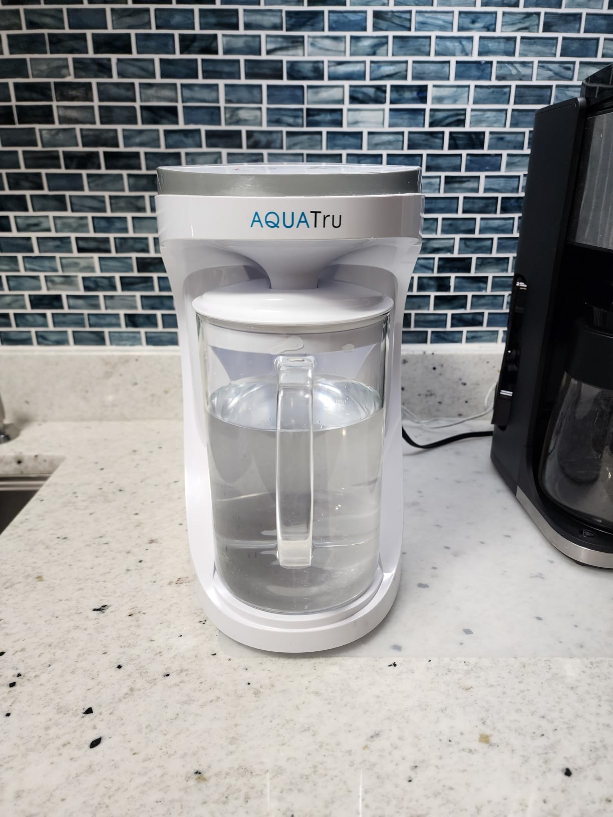 AquaTru Carafe Countertop Water Purifier | Compact 4-Stage Reverse Osmosis System with Glass Carafe Removes 84 Contaminants Including Forever Chemicals, Lead & Fluoride customer photo 2