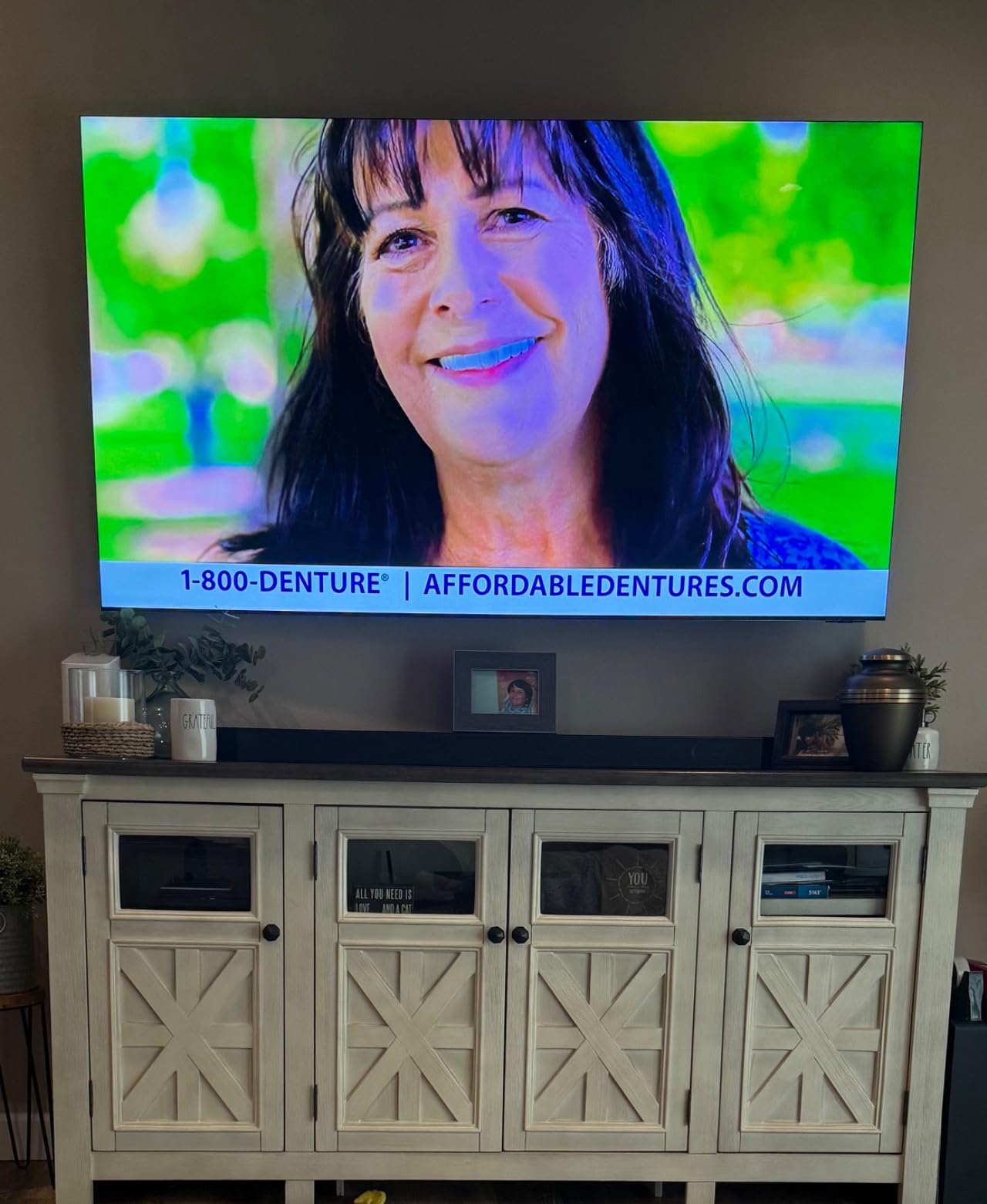 SAMSUNG 75-Inch Class Neo QLED 8K QN900C Series Mini LED Quantum HDR Smart TV with Infinity Screen, Dolby Atmos, Object Tracking Sound Pro, Alexa Built-in (QN75QN900C, 2023 Model) customer photo 1