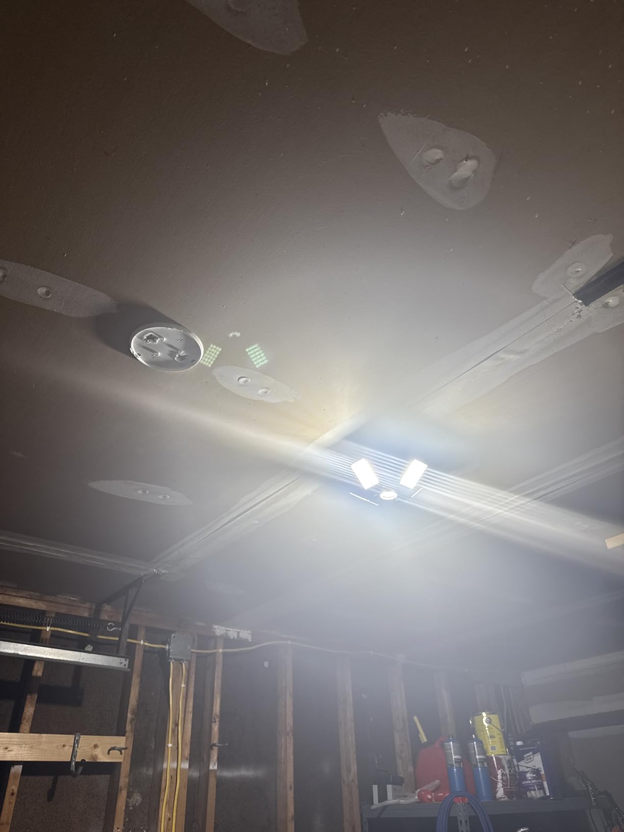 LED Garage Light,150W Deformable Garage Ceiling Lights,15000LM, 4 Adjustable Panels, E26/E27 Shop Lights for Basement, Barn, Workshop, High Bay Light customer photo 1