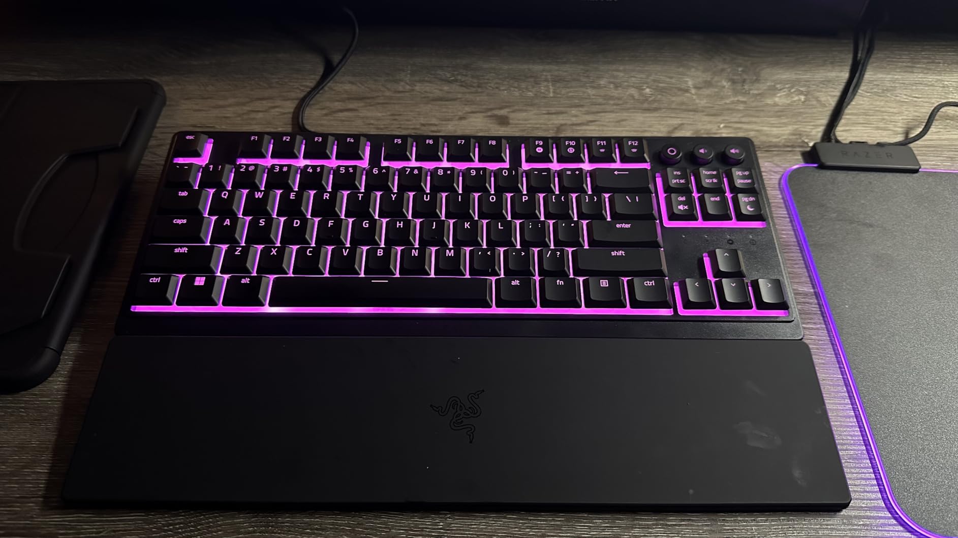 Razer Ornata V3 TKL Gaming Keyboard: Low Profile Keys - Mecha Membrane Switches - UV Coated Keycaps - Backlit Media Keys - 8 Zone RGB Lighting - Spill Resistant - Magnetic Wrist Rest customer photo 2