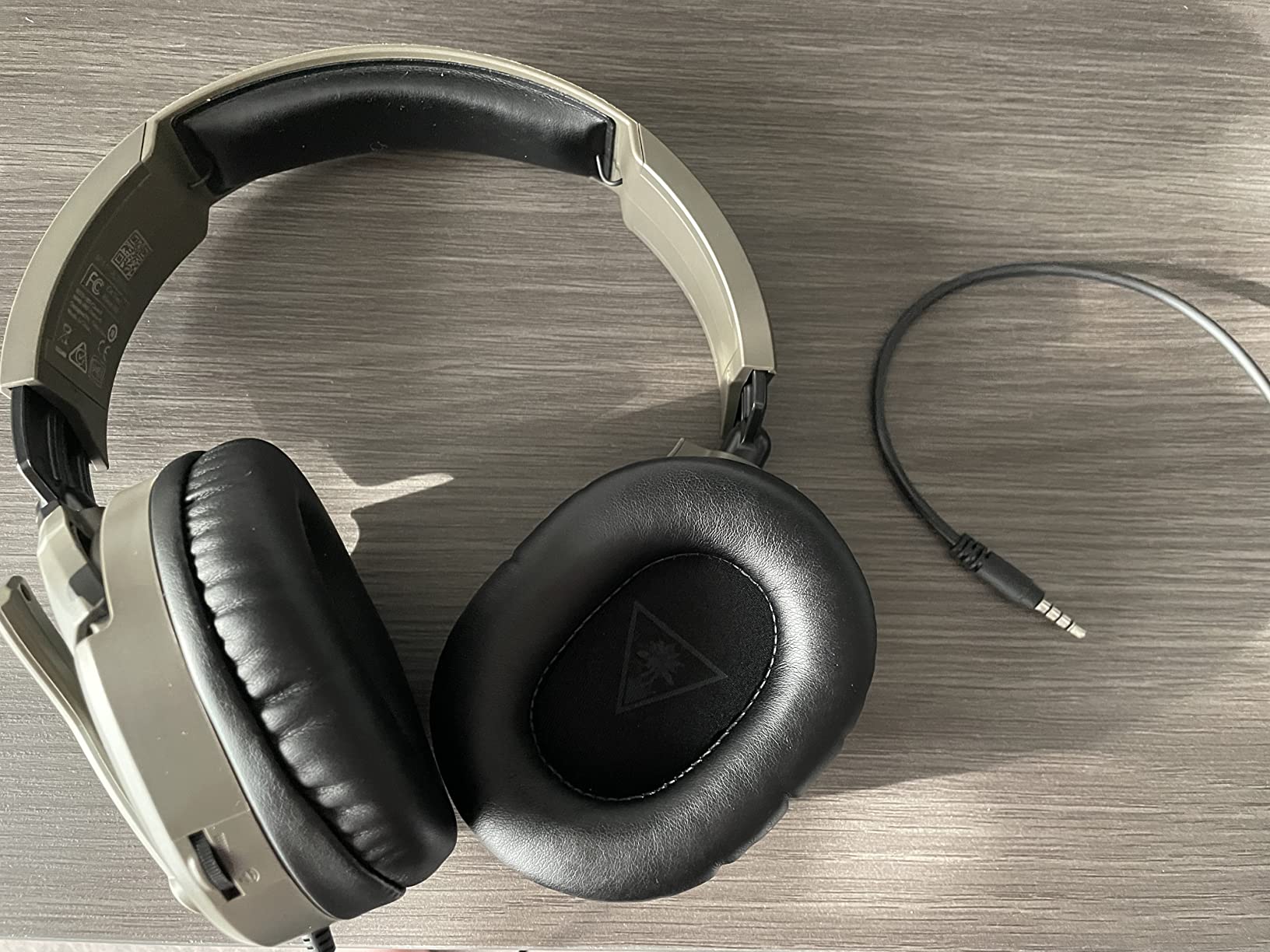 Turtle Beach Recon 70 Multiplatform Gaming Headset for Xbox Series X S, Xbox One, PS5, PS4, PlayStation, Mobile & PC with 3.5mm - Flip-to-Mute Mic, 40mm Speakers, Lightweight Design, Lavender customer photo 1