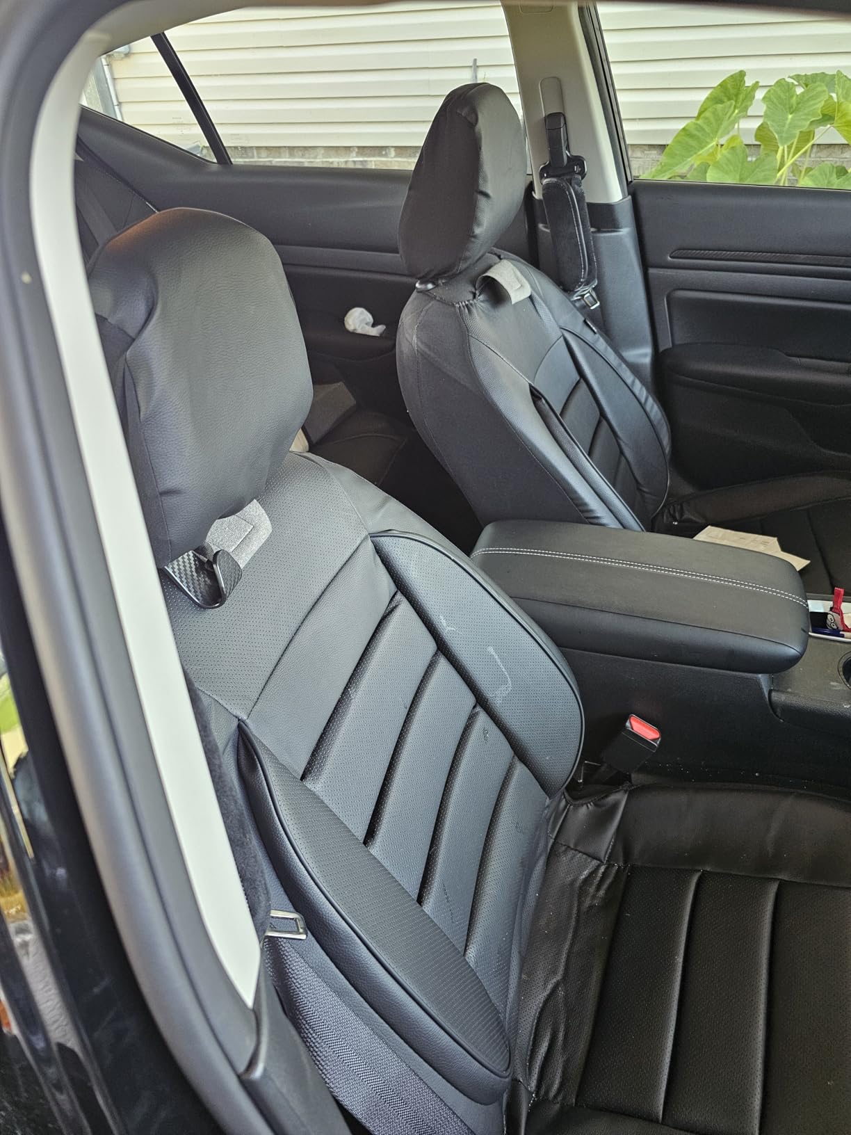 CAR PASS Leather Seat Covers Full Set Universal Water Resistant 3D Foam Back Support, Luxury Comfort Automotive 5 Seat Covers All Season Fit for SUV,Sedan,Van, Airbag Compatible Elegance(Pure Black) customer photo 2