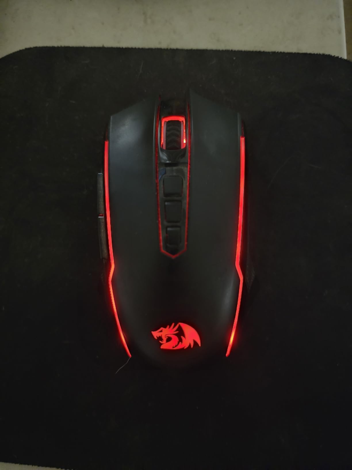 Redragon Wireless Gaming Mouse with RGB Backlit, 8000 DPI, with Fire Button, Macro Editing Programmable,70Hrs for Windows/Mac, Rechargeable, White, M910-WS customer photo 2