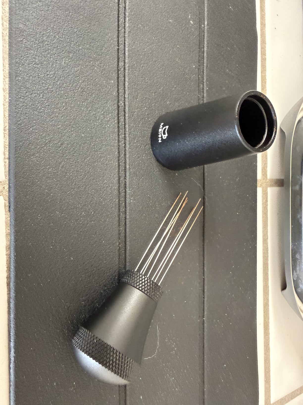 WDT Espresso Distribution Tool Espresso Stirrer Tools for Barista, 0.35mm 7 Needles Espresso Coffee Stirrer with Extra 7 Replaceable Needles, Aluminum Alloy Handle with Stand (Black) customer photo 2