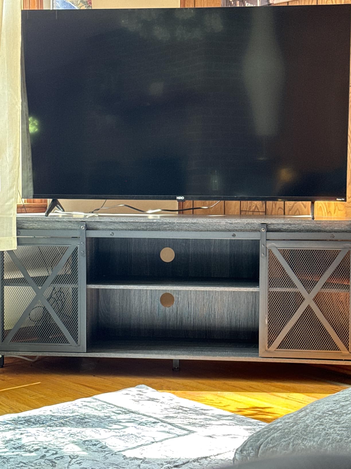 HOMISSUE Corner TV Stand for 55 Inch TV, Rustic Corner Entertainment Center with Storage, Industrial Media Console Table with Sliding Barn Door, Entertainment Center for Living Room, Brown customer photo 1