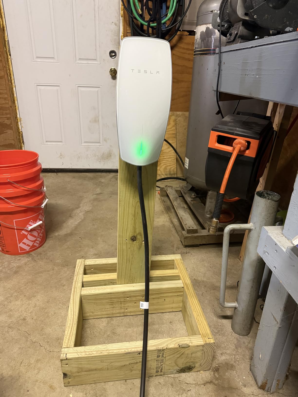 Tesla Wall Connector - Home Electric Vehicle (EV) Charger, NACS - Level 2 - up to 48A - UL Certified, Energy Star Partner customer photo 1