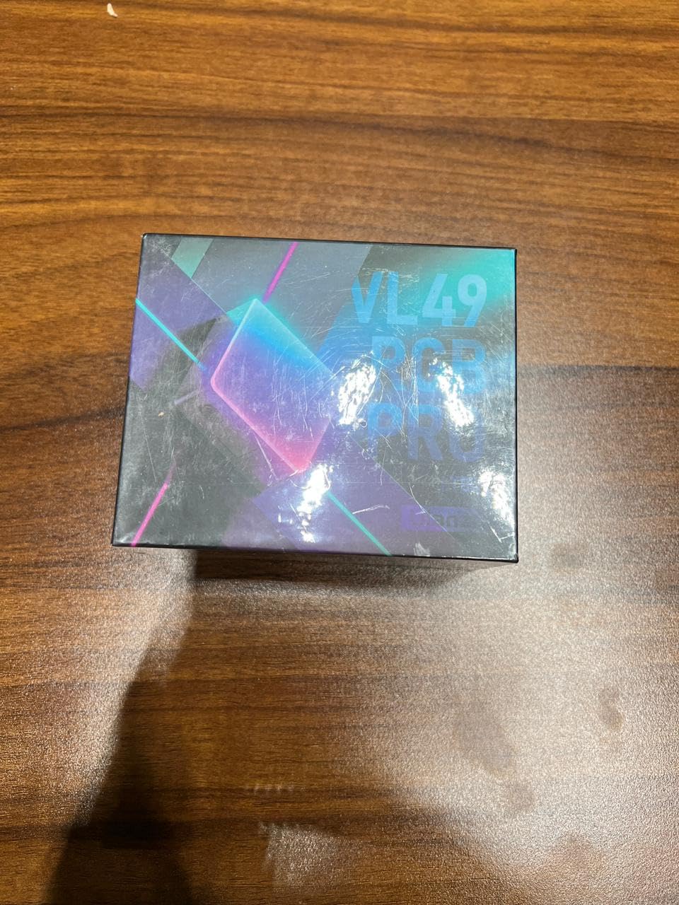 ULANZI LT002 RGB Video Light, Portable LED Camera Light Panel 0-360 Full Color, CRI 95+ 2500-9000K LED Video Light, 4000mAh Rechargeable LED DSLR Lighting for Vlogging, Photography, Video Conference customer photo 2