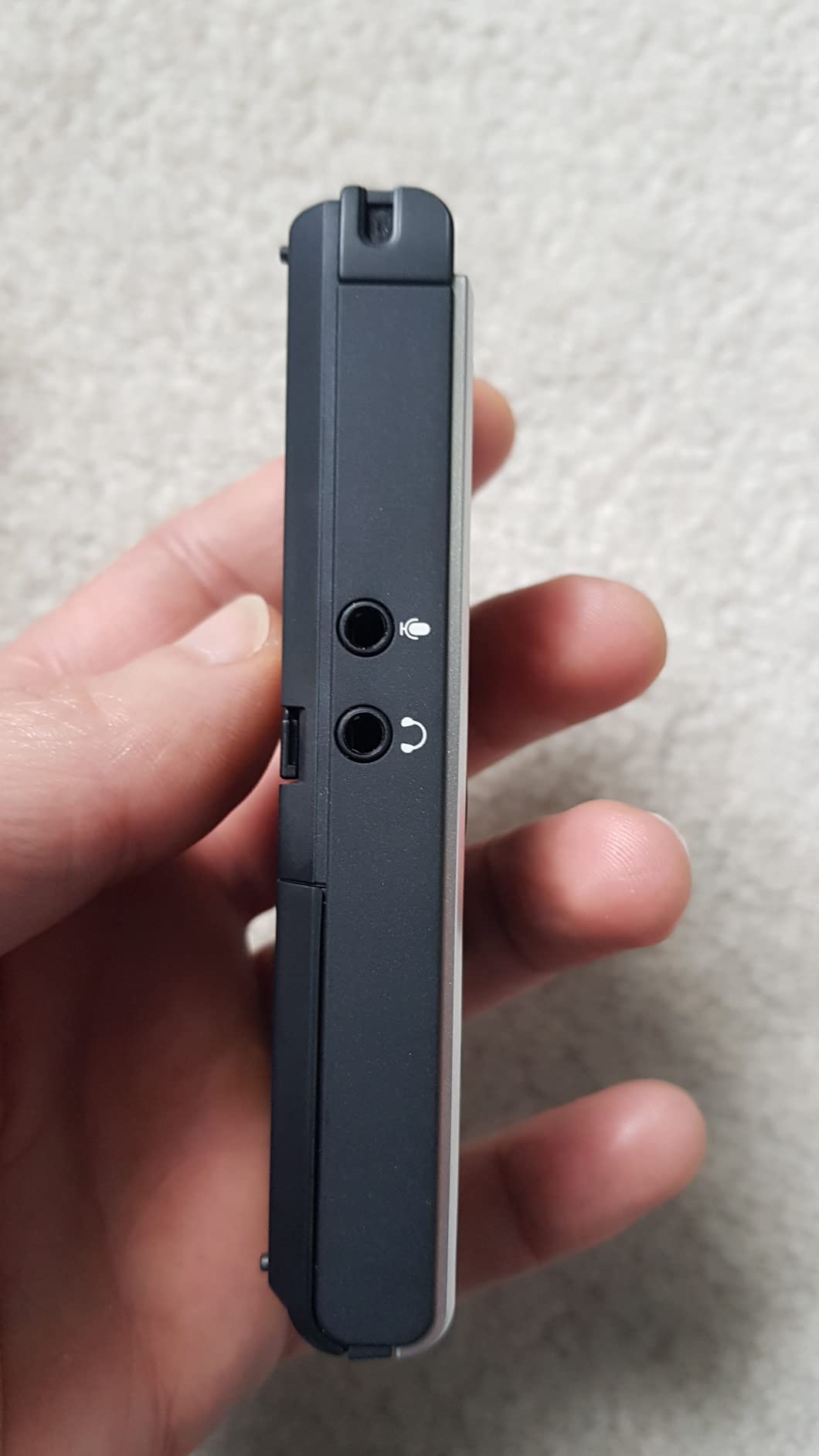 OM SYSTEM Olympus WS-882 Digital Voice Recorder with Linear PCM/MP3 Recording customer photo 1