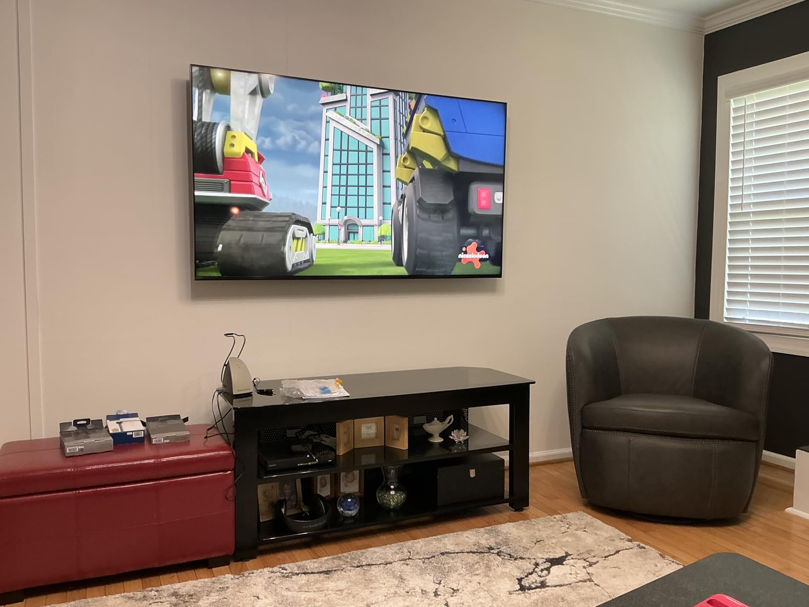 Sony 65 Inch 4K Ultra HD TV X90L Series: BRAVIA XR Full Array LED Smart Google TV with Dolby Vision HDR and Exclusive Features for The PlayStation 5 XR65X90L customer photo 2