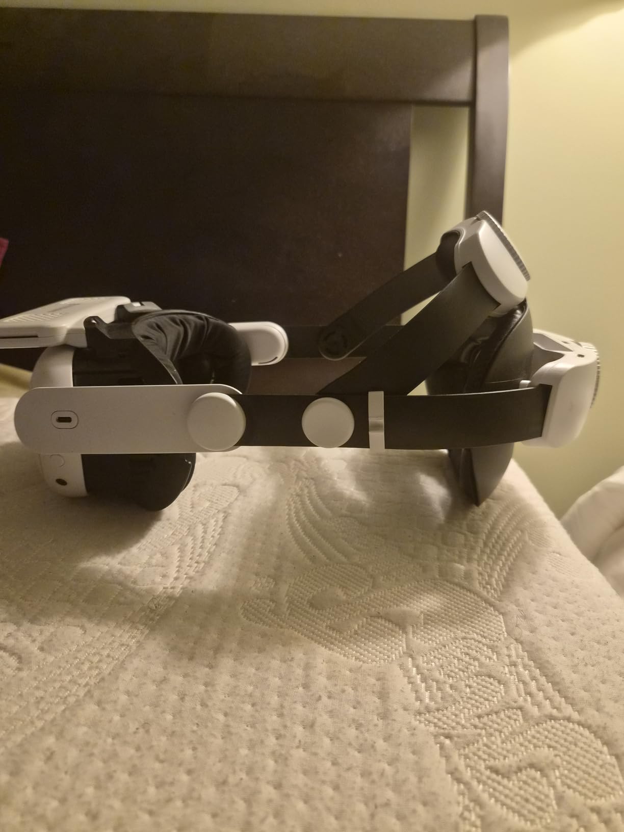 Kawaye for Meta Quest 3S/Quest 2/Quest 3 Head Strap, Double Knobs Adjustable Elite Strap Replacement,VR Headset Strap with Two Large Support Pad Enhanced Support, Reduce Pressure customer photo 2