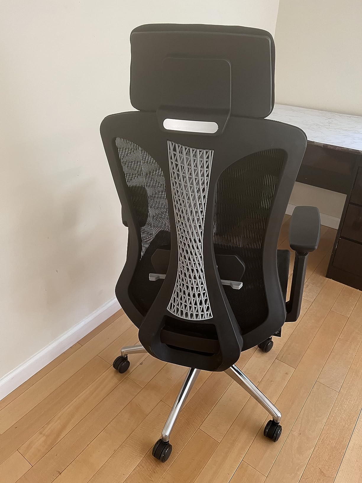 Logicfox Ergonomic Office Chair for Long Hours - Advanced Lumbar Support, 3D Adjustable Armrests & Headrest, High-Back Mesh Chair Designed for 8-10H Daily Comfort (Up to 300 lbs) customer photo 1