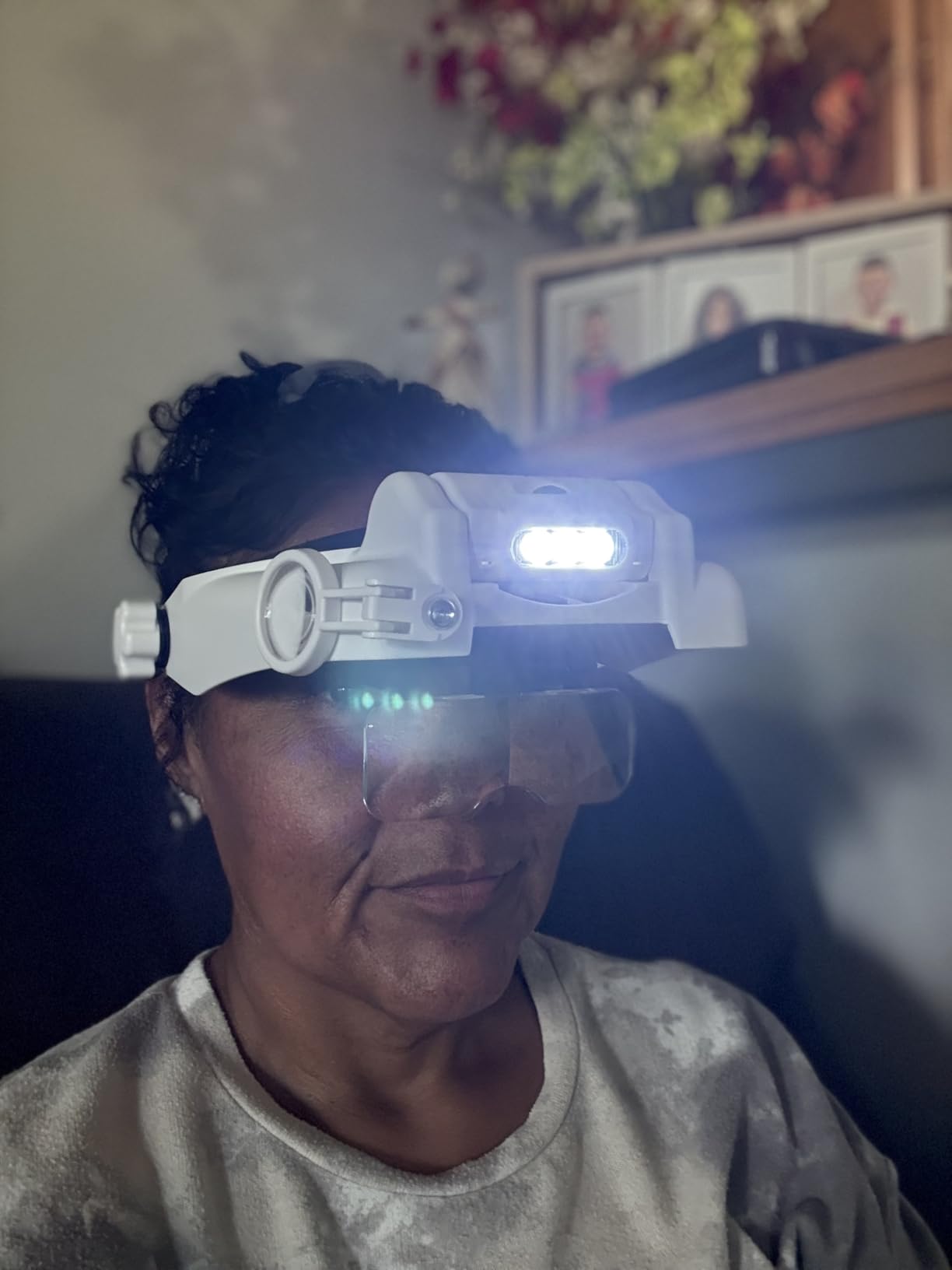 YOCTOSUN LED Headband Magnifier, Rechargeable Illuminated Magnifying Visor -1X to 14X Zoom, Hands Free Head Mounted Magnifying Glasses with Lights for Close Work, Sewing, Crafts, Jewelry, Watch Repair customer photo 1
