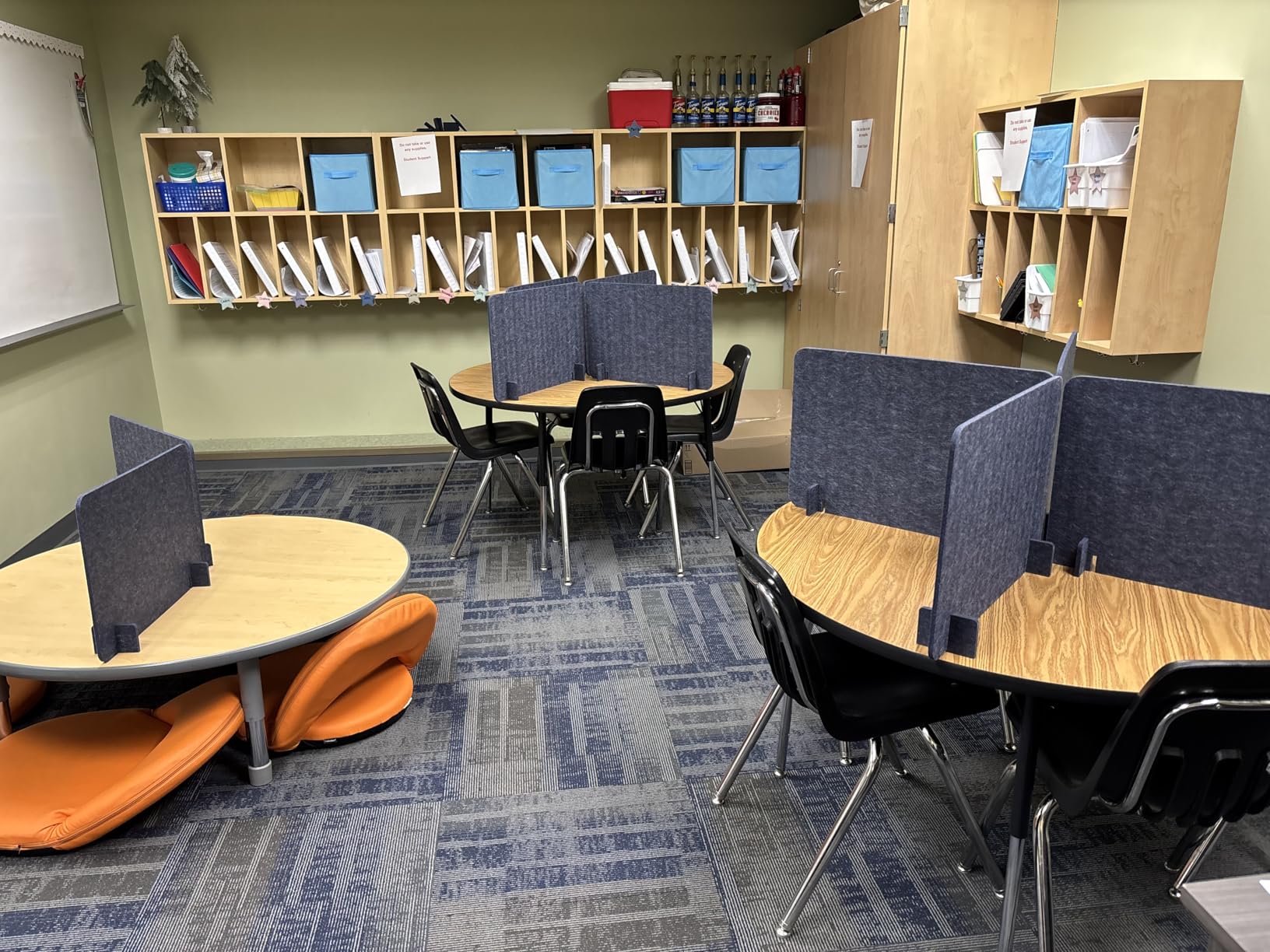 Fabbay 2 Pcs Acoustic Freestanding Desk Divider Desk Partition 16 x 24 Inch Table Freestanding Up Privacy Panel customer photo 1