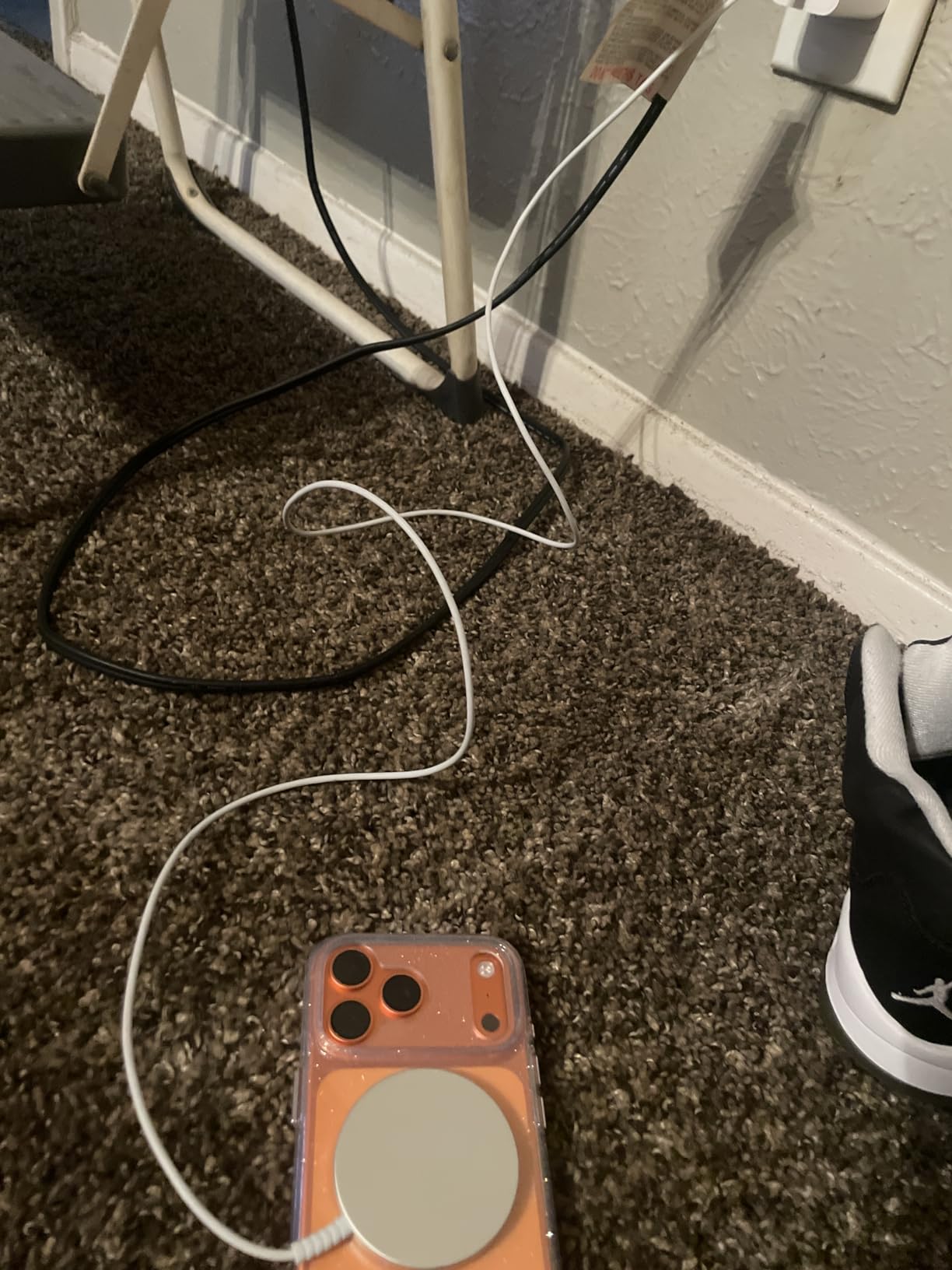 for MagSafe Charger: Magnetic Wireless Charging Pad for iPhone 17 16 15 14 13 12 Series & AirPods 4-2 Pro, Strong Magnet, Aluminum Alloy, USB-C/A Ports, Ultra-Thin & Portable, Ideal for Desk & Bedside customer photo 2