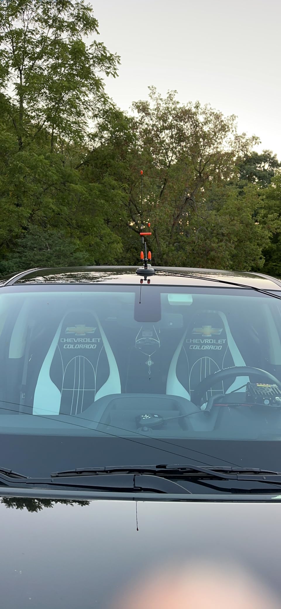 HYS Amateur Dual-Band VHF & UHF Magnet Base Antenna for 2m/70cm Motorola Mobile Ham Radios & Repeaters with 3.5inchs Magnetic Mount, W/13ft RG58 Cable PL-259 UHF Male Mag Mount (Black) customer photo 1