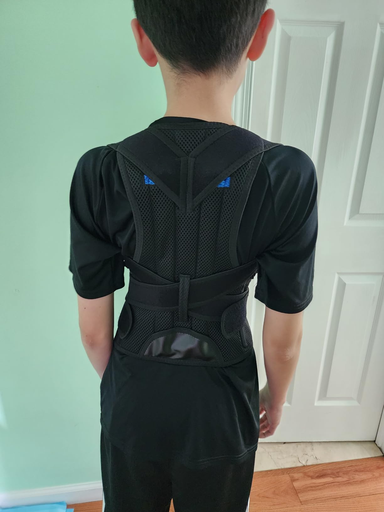 Upgraded Posture Corrector Back Brace for Men and Women, New Version Lumbar Support for Posture Improving and Pain Relief, Full Back Support for Neck, Shoulder, Waist Pain customer photo 2