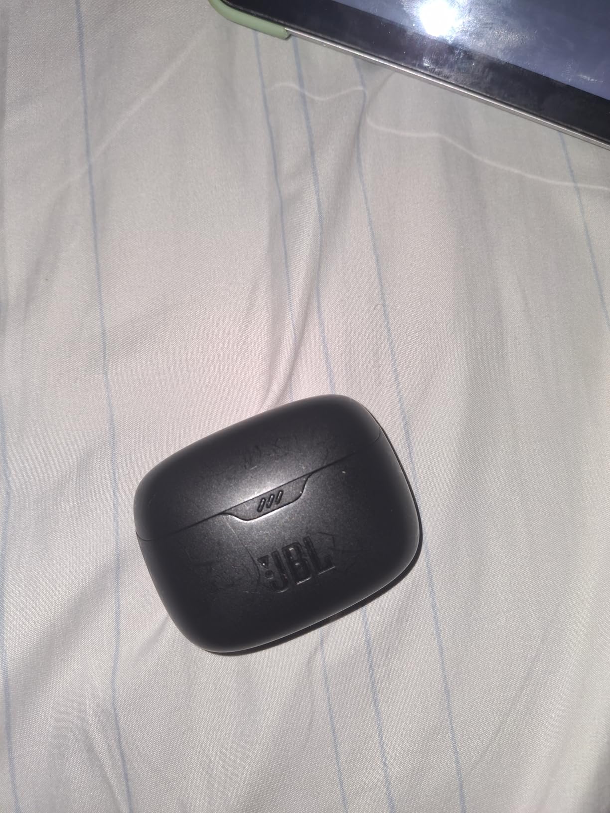 JBL Tune Buds - True wireless Noise Cancelling earbuds, JBL Pure Bass Sound, Bluetooth 5.3, 4-Mic technology for Crisp, Clear Calls, Up to 48 hours of battery life, Water and dust resistant (Black) customer photo 2