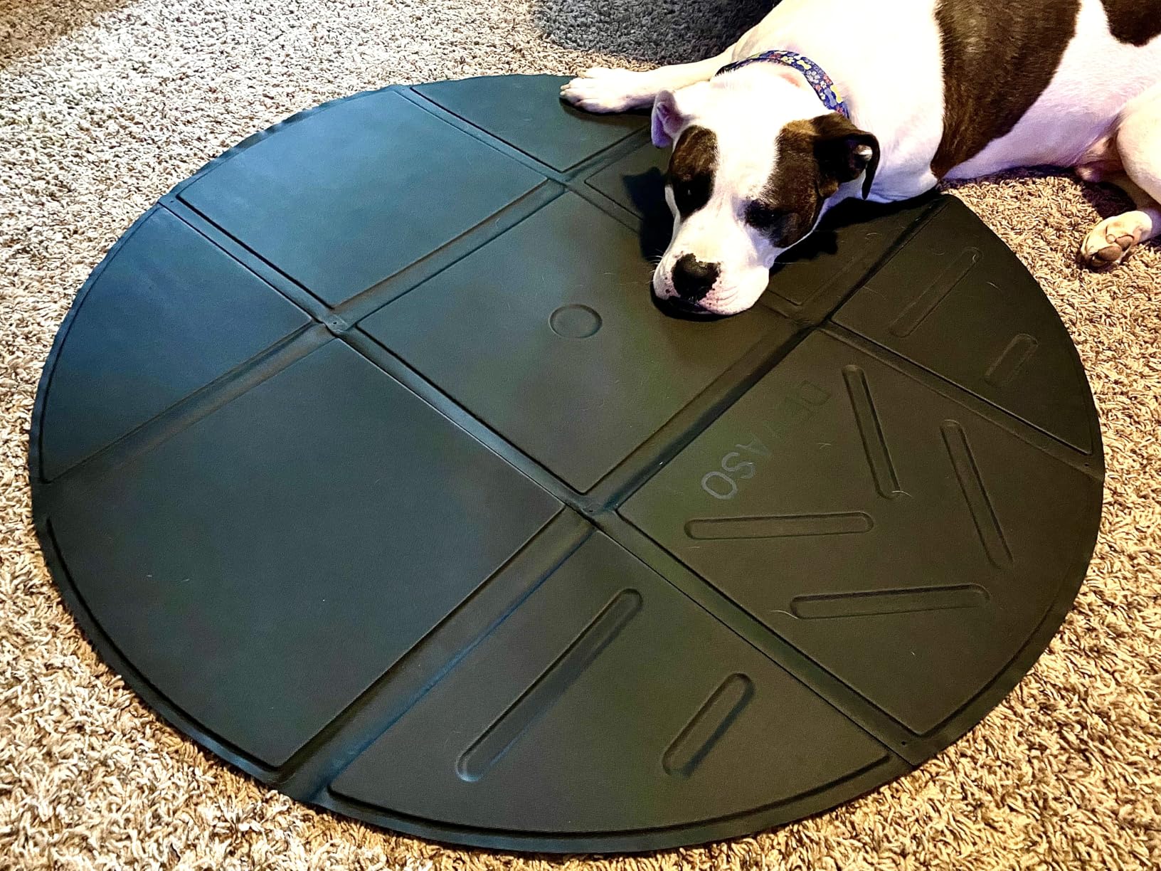 DEVASO Foldable VR Mat for Meta Quest 3S/Quest 3, Round Anti Fatigue Large Mat, Anti-Slip and Comfortable Floor Mat, Premium Game Accessories Compatible with PSVR2, Quest 2/Pro/Apple Vision Pro customer photo 1