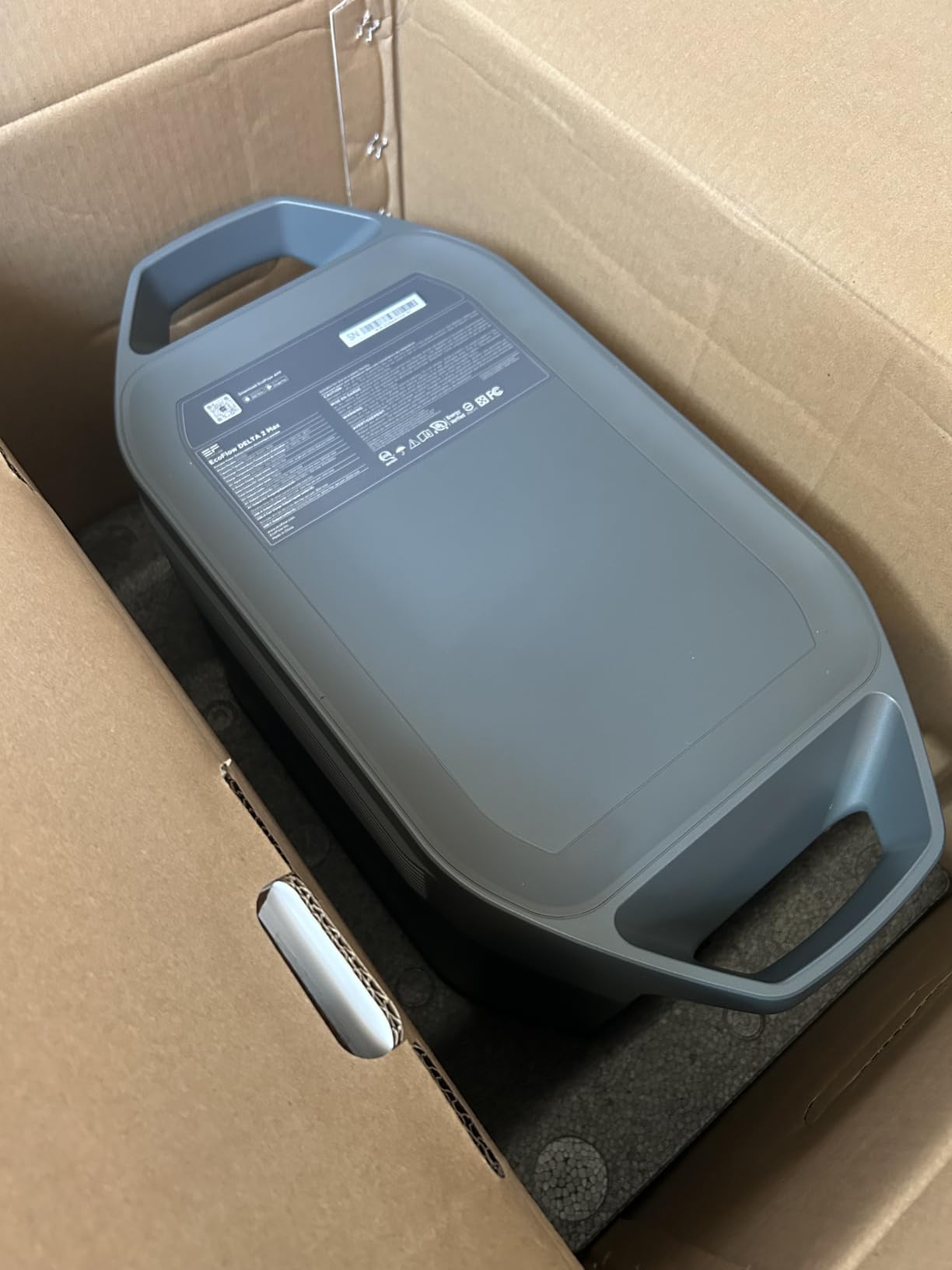 EF ECOFLOW Portable Power Station DELTA 2 Max, 2400W LFP Solar Generator, Full Charge in 1 Hr, 2048Wh Solar Powered Generator for Home Backup(Solar Panel Optional) customer photo 1