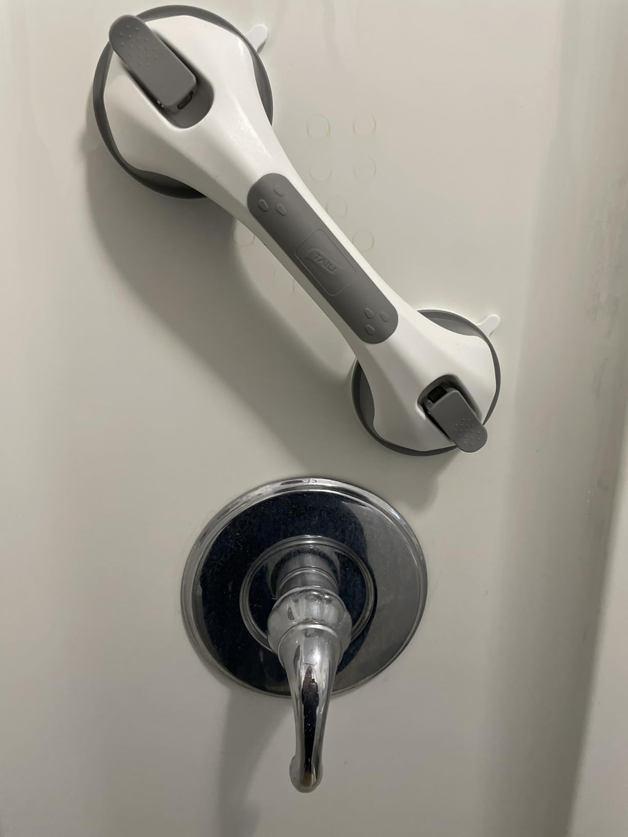 TAILI Grab Bars for Bathtubs and Showers 2 Pack Suction Grab Bar, Heavy Duty Shower Handle Removable Bath Handrails for Seniors and Elderly, Bathroom Safety Grip No Drilling Waterproof, Grey customer photo 2