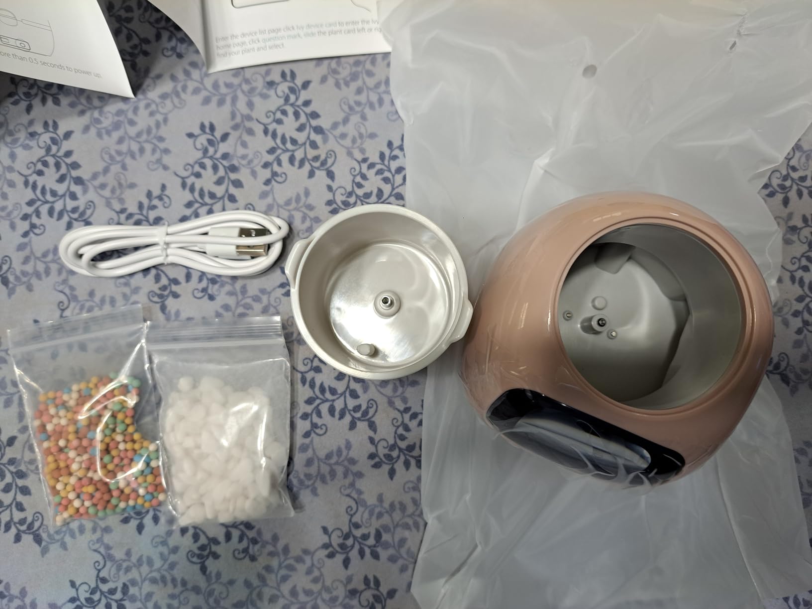 Smart Flowerpots, Smart Pet Planter, AI Planter, Intelligent Flowerpots with 7 Smart Sensors & AI Chips customer photo 2