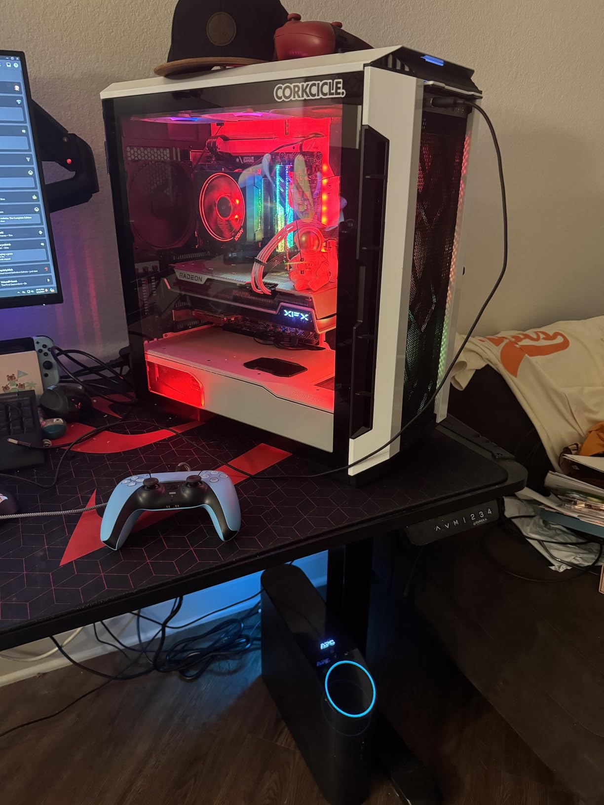 APC Back-UPS Pro Gaming UPS, 1500VA / 900W UPS Battery Backup Surge Protector, 10 Outlets, LCD, Sinewave, Type C Charger, BGM1500B-US Uninterruptible Power Supply for Gaming PC, PS5, Xbox Series X customer photo 2