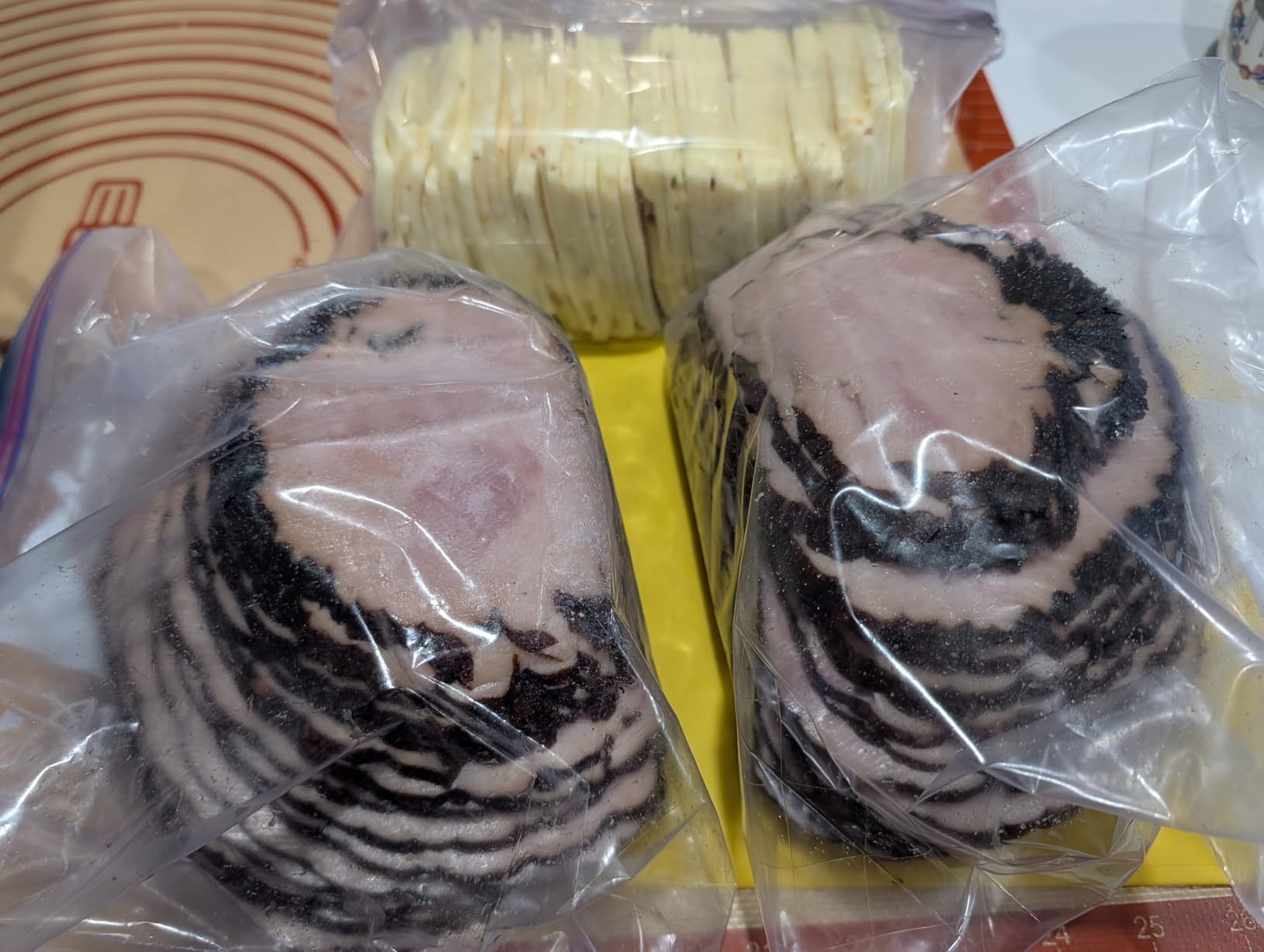 Meat Slicer, CUSIMAX Electric Deli Meat Slicer with 2 Removable 8.7''Stainless Steel Blades, Removable Food Carriage, 1-20mm Adjustable Thickness Food Slicer for Home, Easy for Cut Meat, Cheese, Bread customer photo 1