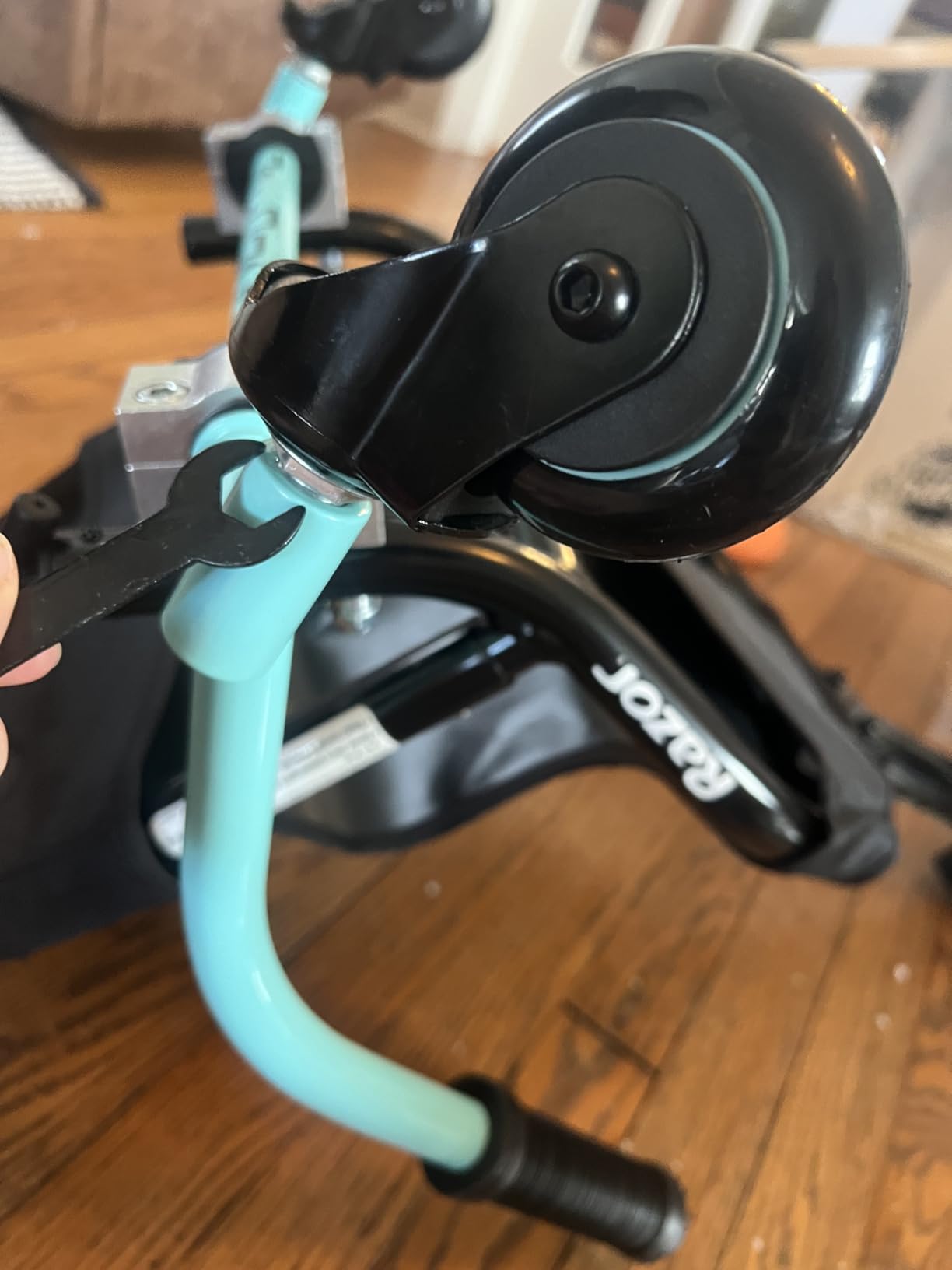 Crazy Cart Shuffle by Razor - Kid-Powered Drifting Go-Kart for Ages 4+, Crazy Cart Drift Bar Technology, Adjustable Frame with 5 Length Settings customer photo 1