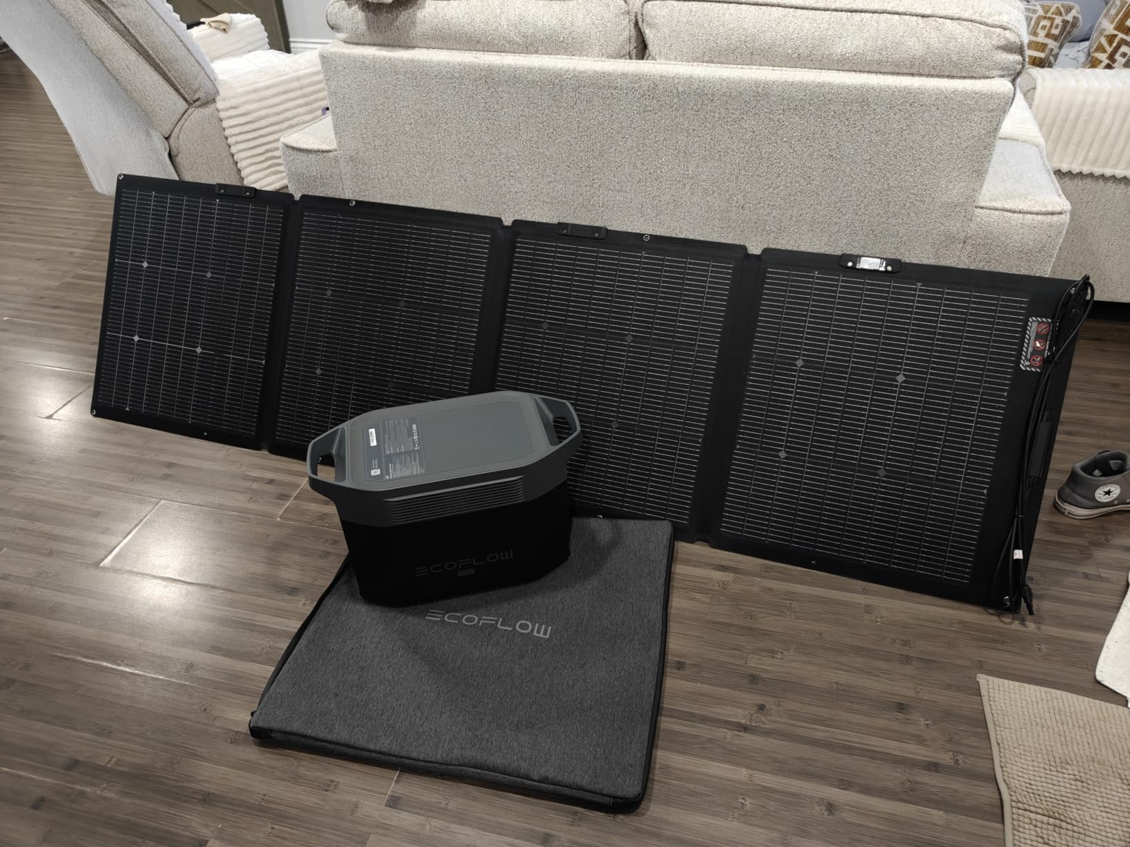 EF ECOFLOW Solar Generator DELTA 2 Max 2048Wh with 220W Solar Panel, LiFePO4 Battery Portable Power Station, Up to 3400W AC Output, AC + Solar Fast Dual Charging 0-100% in 1 Hr For Outdoor Camping RV customer photo 1