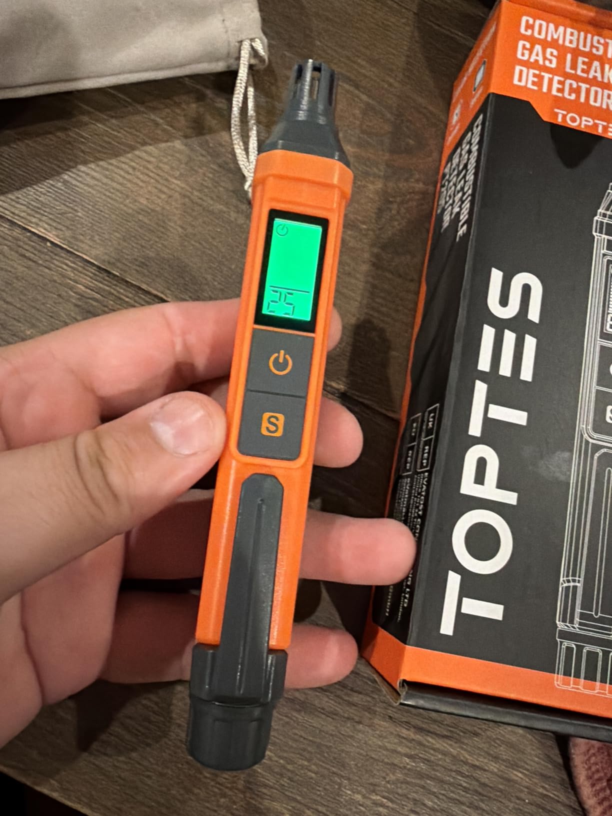 PT205 Natural Gas Detector with Audible & Visual Alarm, Gas Leak Detector with%LEL Value of Methane, Butane, Propane for Home, RV (Includes Batteryx2)-Orange customer photo 2