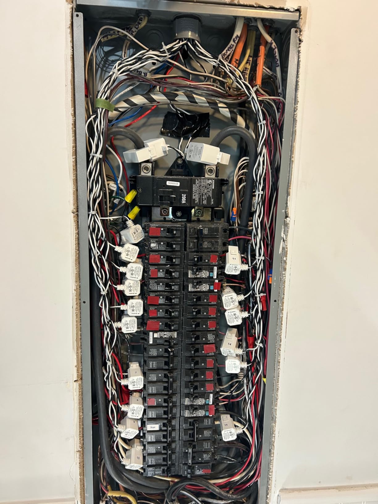 Emporia Vue 3 Home Energy Monitor with 8 Sensors - Solar and Net Metering, Real Time Electricity Usage Monitor customer photo 1