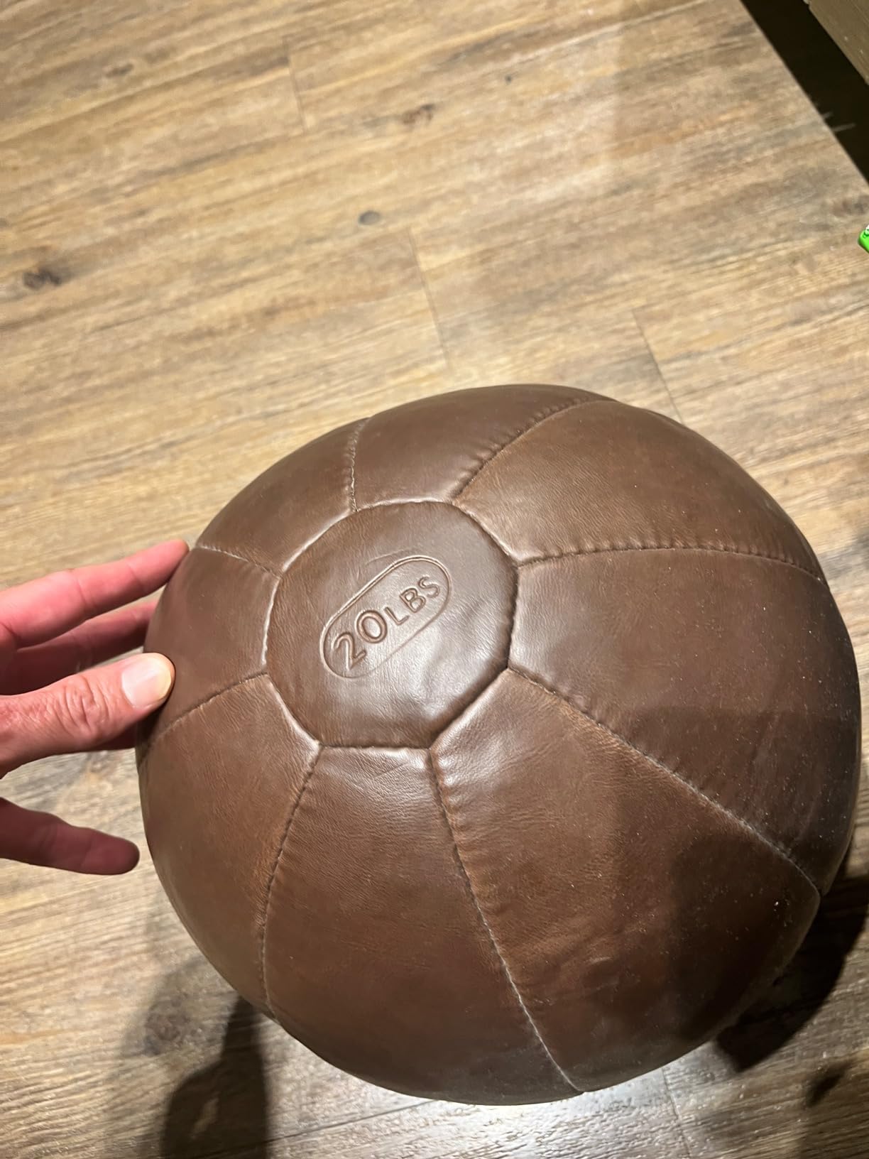 Core Weighted Medicine Ball 4, 6, 8, 10, 12, 14, 16, 20, 25, 30 lbs, Soft Touch Vegan Leather with Sturdy Grip for Strength Training, Recovery, Balance Exercises and Other Full-Body Workouts customer photo 2