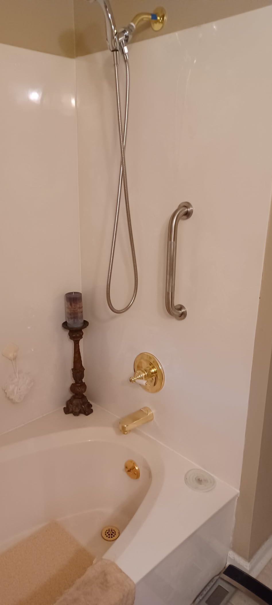 FANHAO 2 Pack Shower Grab Bar, 16 Inch Stainless Steel Bathroom Grab Bar with Anti-Slip Knurled Grip, Shower Handle Bath Handle, Safety Bars for Shower Chair Bench, Senior, Elderly, Handicap customer photo 1