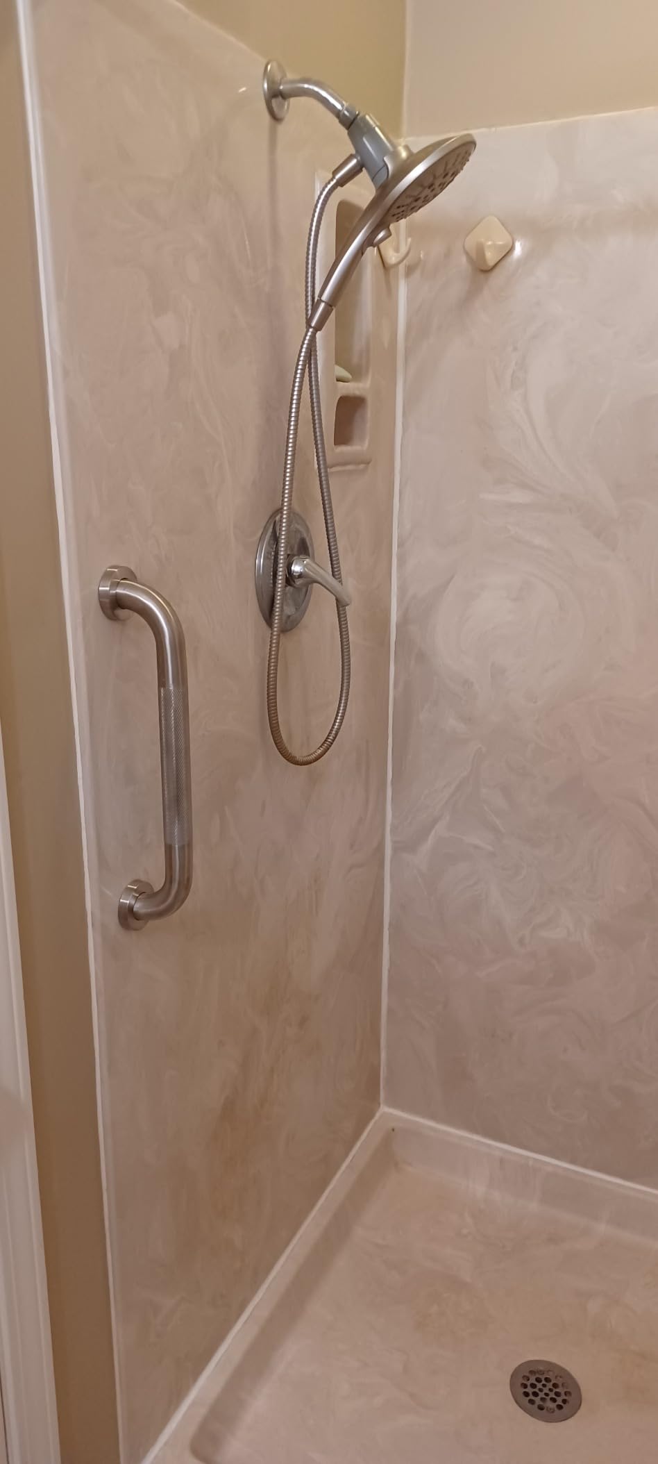 FANHAO 2 Pack Shower Grab Bar, 16 Inch Stainless Steel Bathroom Grab Bar with Anti-Slip Knurled Grip, Shower Handle Bath Handle, Safety Bars for Shower Chair Bench, Senior, Elderly, Handicap customer photo 2