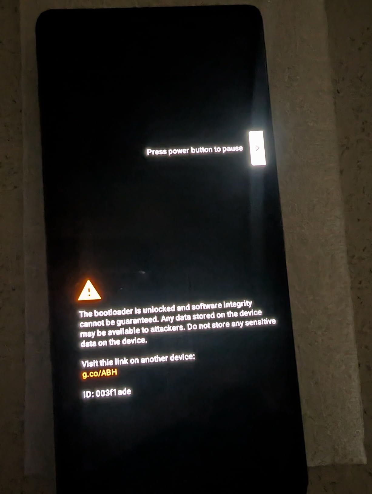 Google Pixel 7a 5G, US Version, 128GB, Charcoal - Unlocked (Renewed) customer photo 2