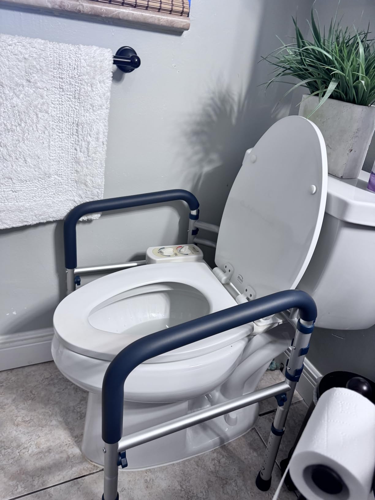 PELEGON Toilet Safety Rails (350 lb) - Adjustable Toilet Safety Frame & Rails, Toilet Safety Rail for Elderly Adults, Toilet Handles for Seniors, Toilet Bars for Elderly & Handicap customer photo 2