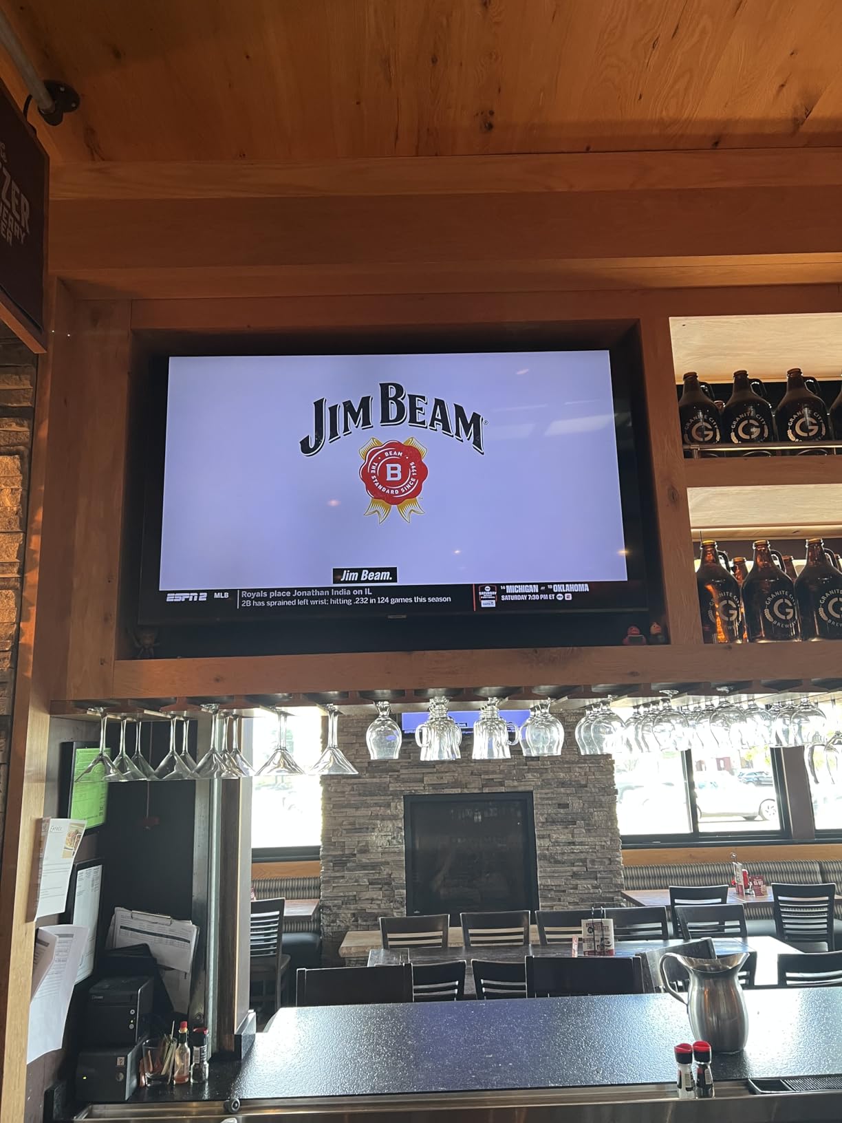 Samsung 65-Inch Class Crystal UHD 4K BEC-H Series HDR Pro TV w/ 3D Surround Sound, PurColor, Contrast Enhancer, Use for Digital Signage Displays, Commercial TV, Alexa Built-in (LH65BECHLG, 2023 Model) customer photo 1